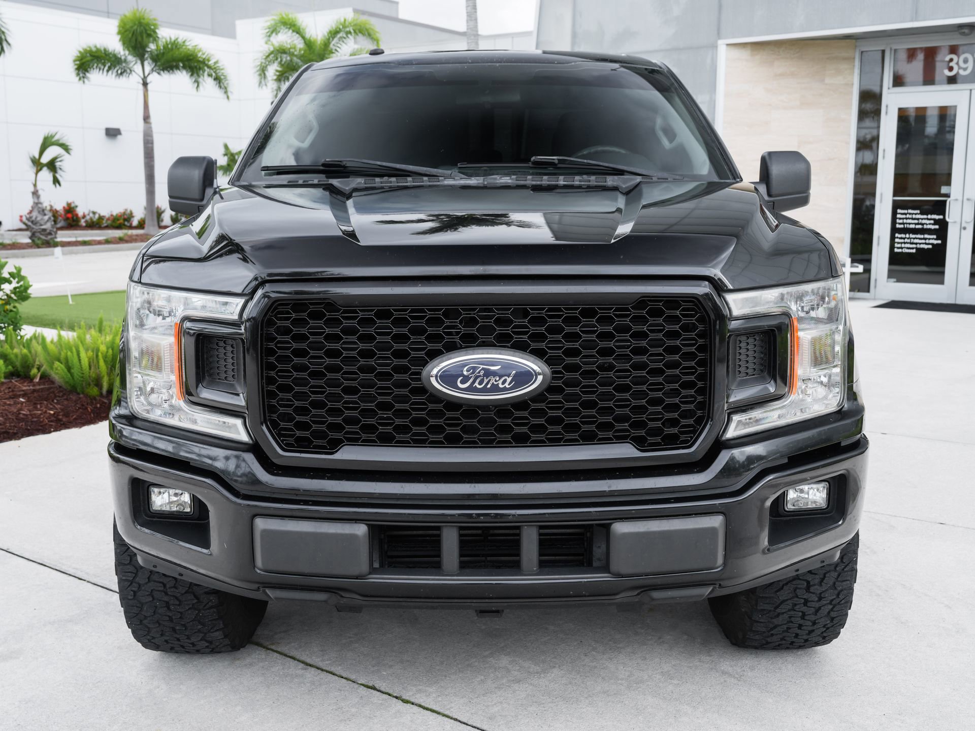 Used 2018 Ford F150 XL w/ Equipment Group 101A Mid RWD image 5