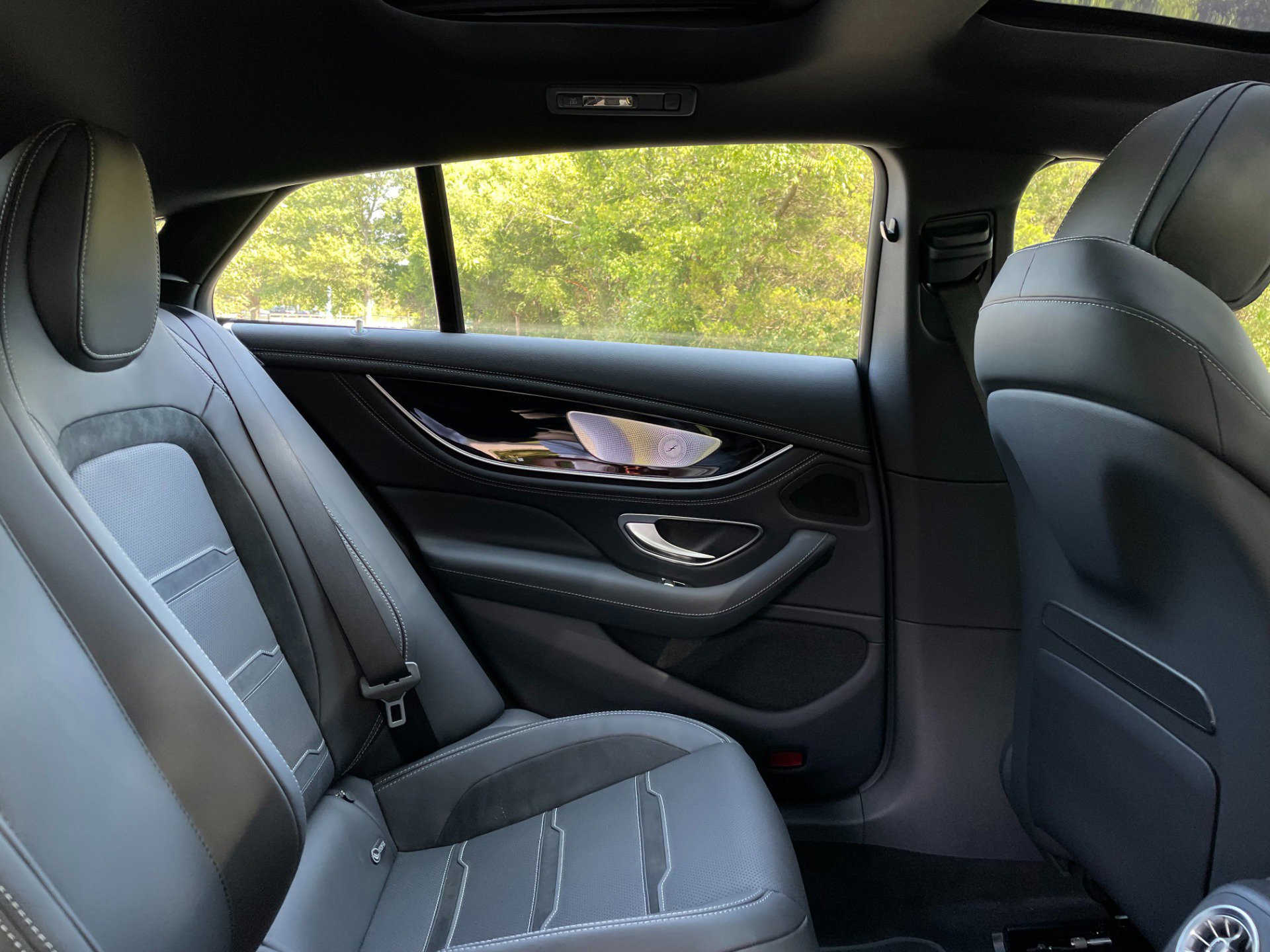 Used 2024 Mercedes-Benz AMG GT 43 image 27