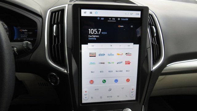 Certified 2022 Ford Edge Titanium w/ Equipment Group 301A image 10