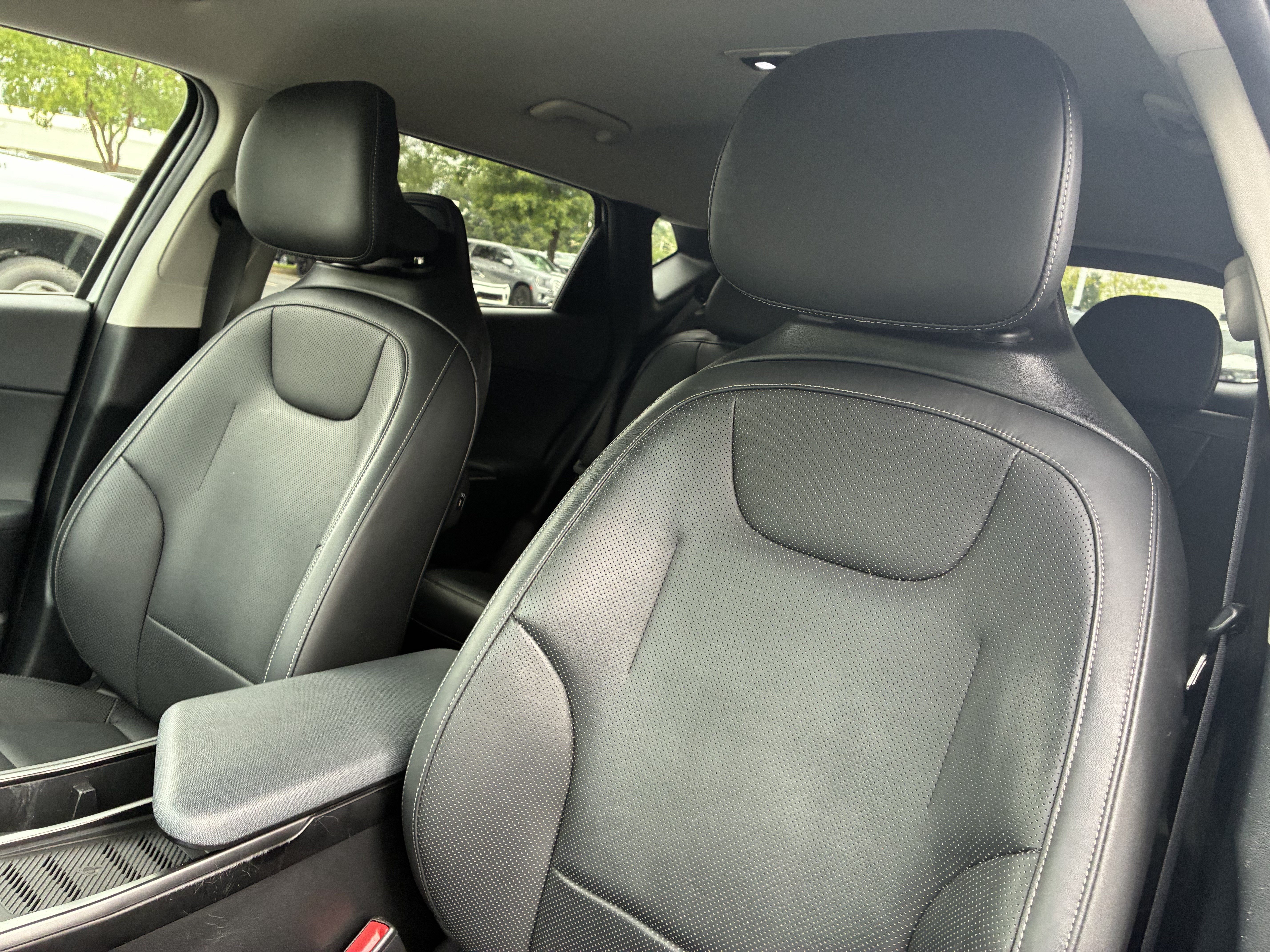 Used 2022 Kia EV6 Wind RWD image 19
