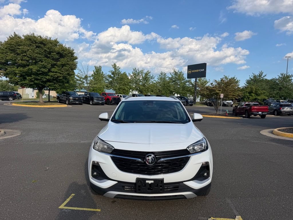 Used 2020 Buick Encore GX Select w/ Advanced Technology Package FWD image 2