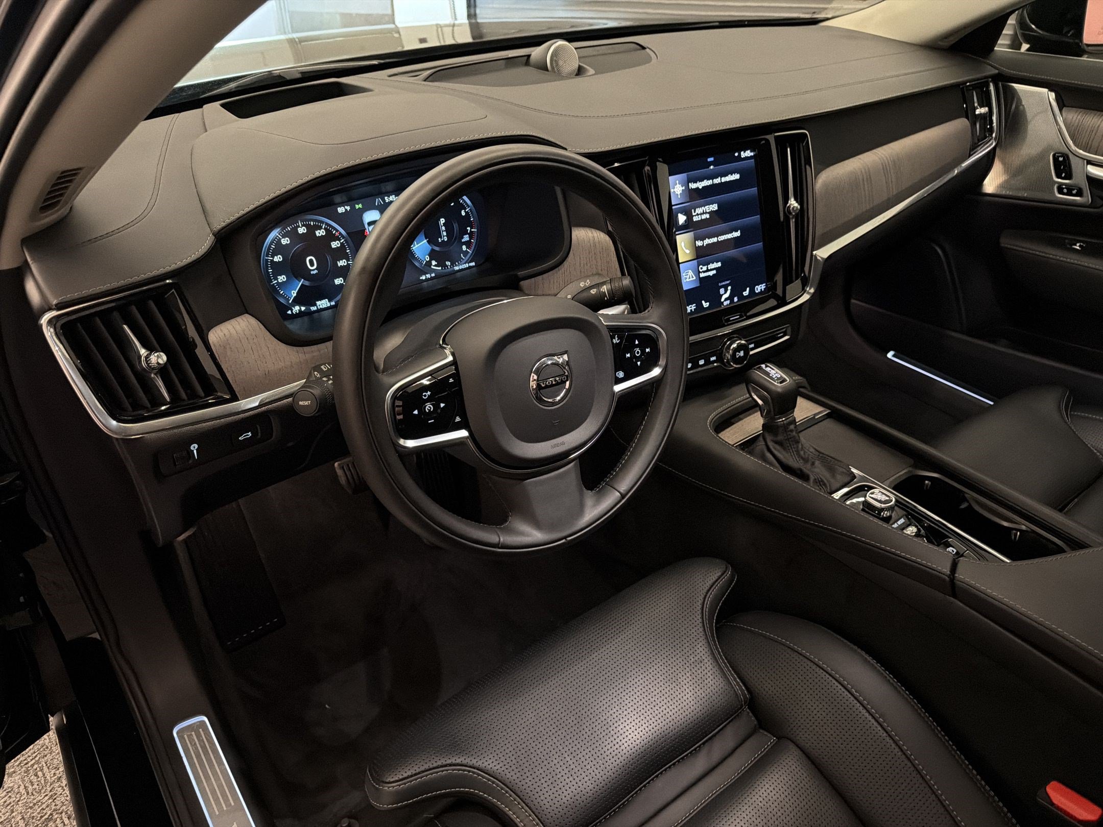 Used 2021 Volvo S90 T6 Inscription w/ Advanced Package AWD/4WD image 4
