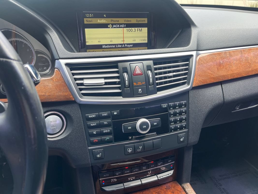 Used 2010 Mercedes-Benz E 350 Sedan image 24