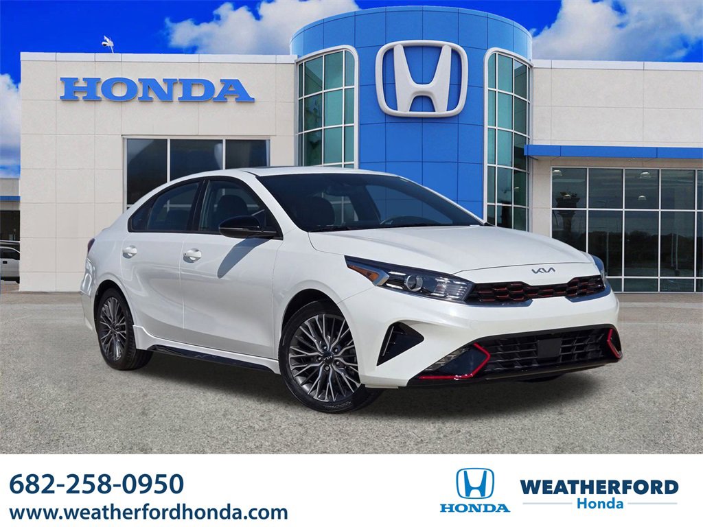 Used 2024 Kia Forte GT-Line w/ GT-Line Premium Package image 1