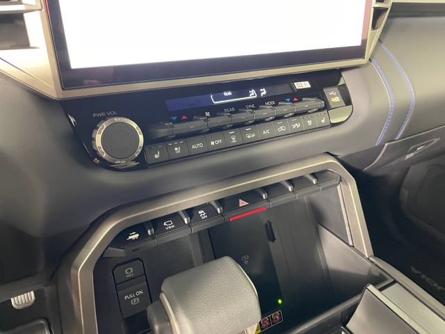 New 2026 Toyota Sequoia Platinum AWD/4WD image 6