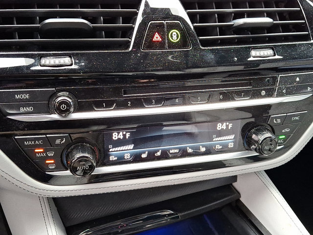 Used 2018 BMW M5 image 12