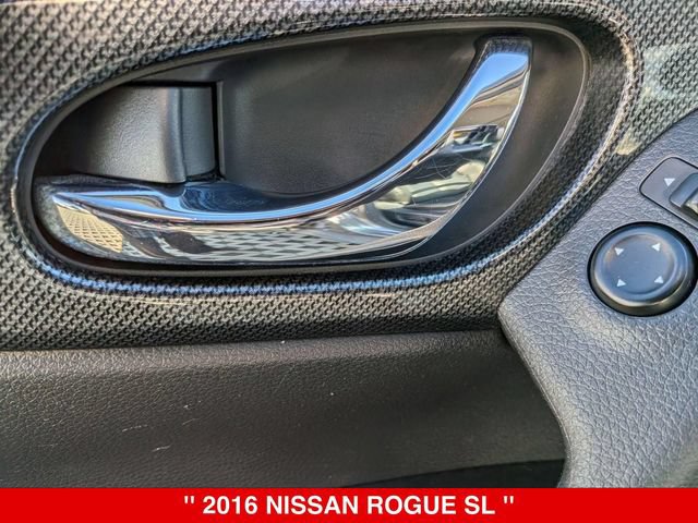 Used 2016 Nissan Rogue SL w/ SL Premium Package AWD/4WD image 12