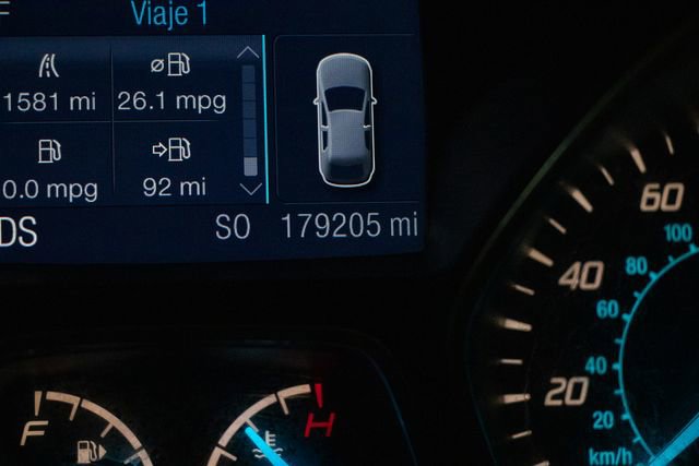 Used 2013 Ford Escape SE image 28