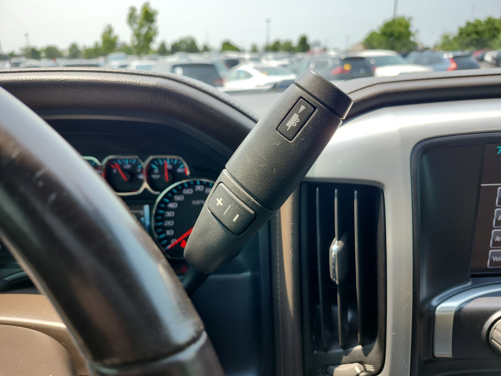 Used 2018 GMC Sierra 1500 SLT w/ SLT Premium Package AWD/4WD image 24