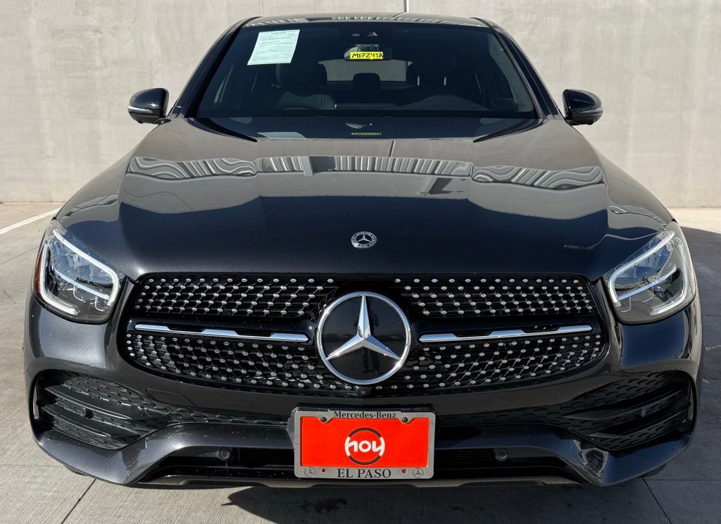 Used 2023 Mercedes-Benz GLC 300 4MATIC Coupe image 3