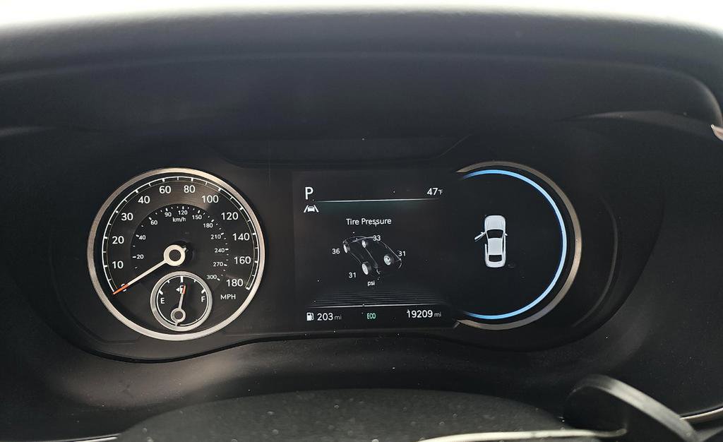 Used 2023 Genesis G70 3.3T w/ Sport Prestige Package image 13