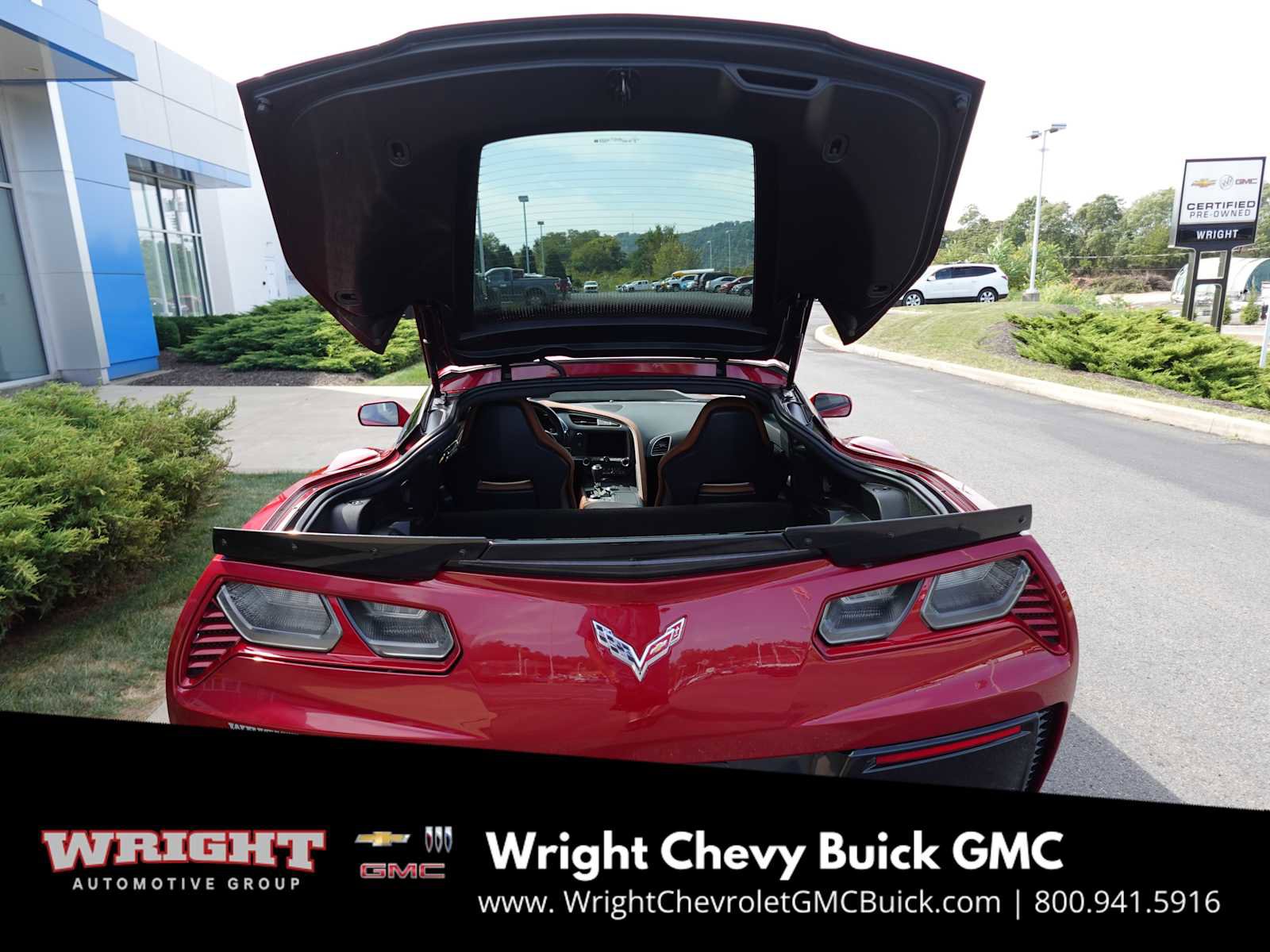 Used 2015 Chevrolet Corvette Z06 w/ 2LZ Preferred Equipment Group image 24