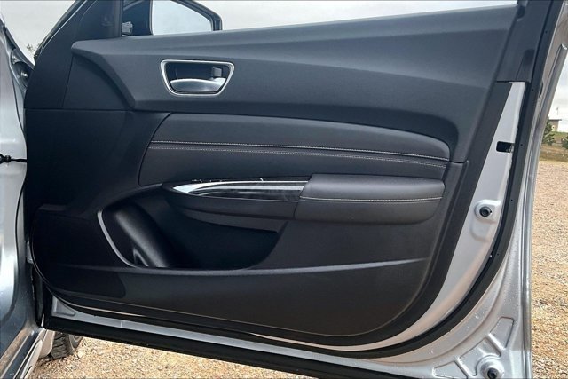 Used 2020 Acura TLX w/ Technology Package FWD image 27