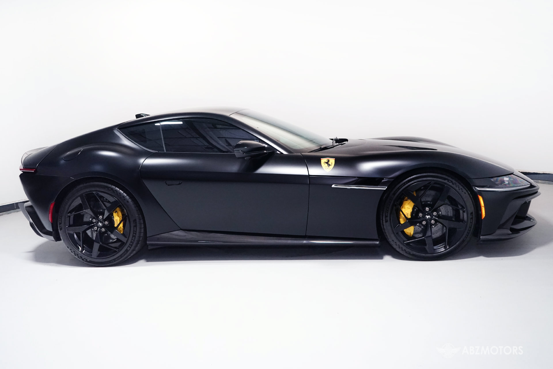 Used 2025 Ferrari 12Cilindri RWD image 4