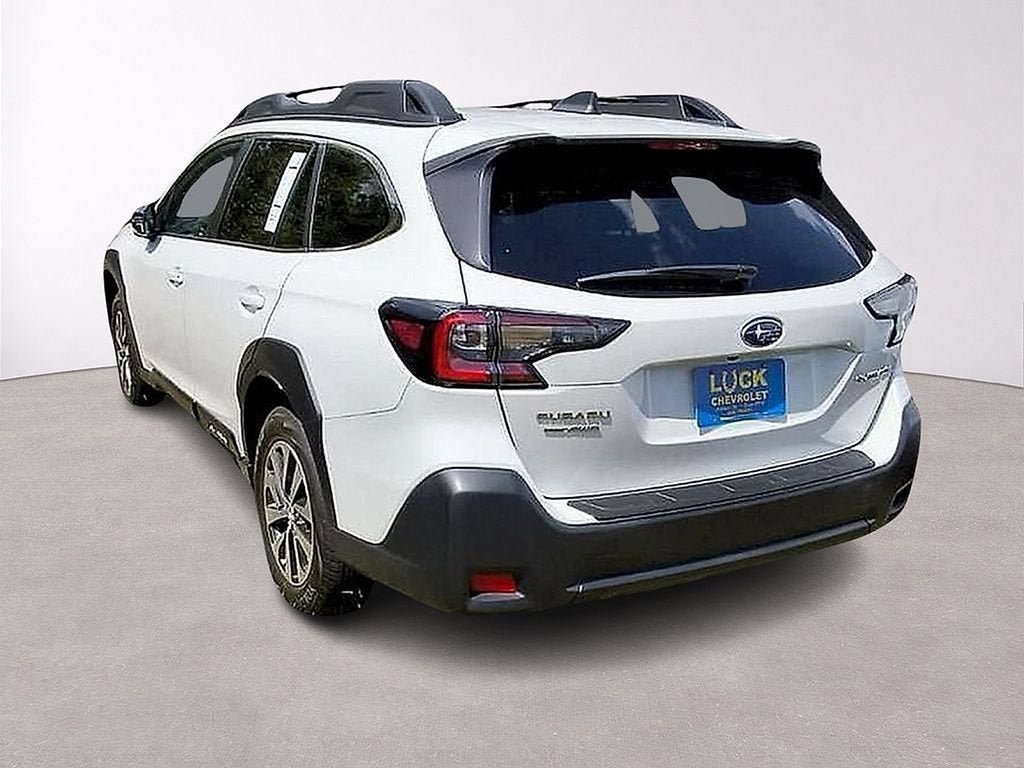 Used 2024 Subaru Outback Premium AWD/4WD image 10