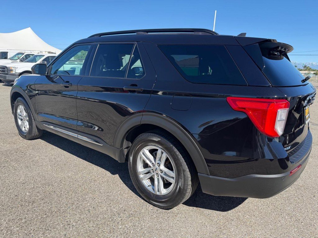 Used 2022 Ford Explorer XLT image 9