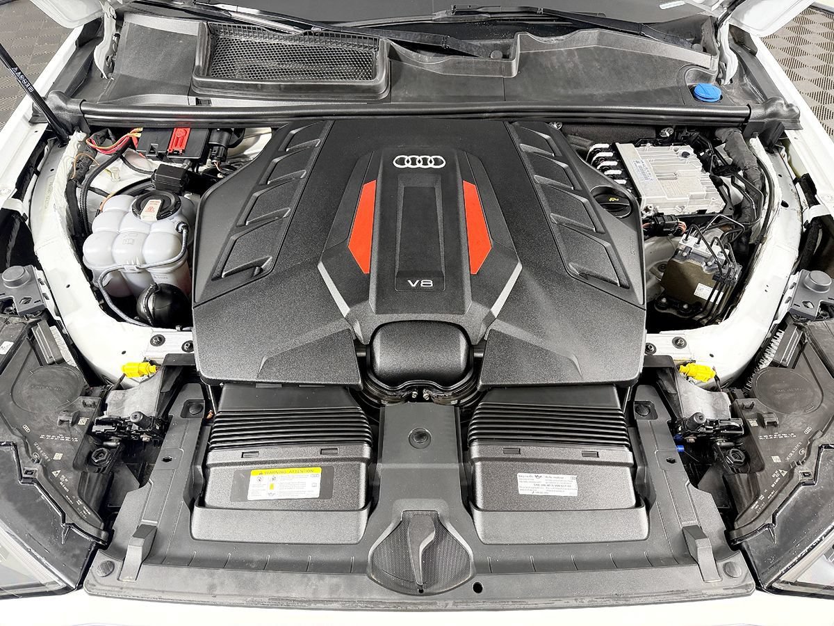 Used 2021 Audi SQ7 Premium Plus w/ Driver Assistance Package AWD/4WD image 21
