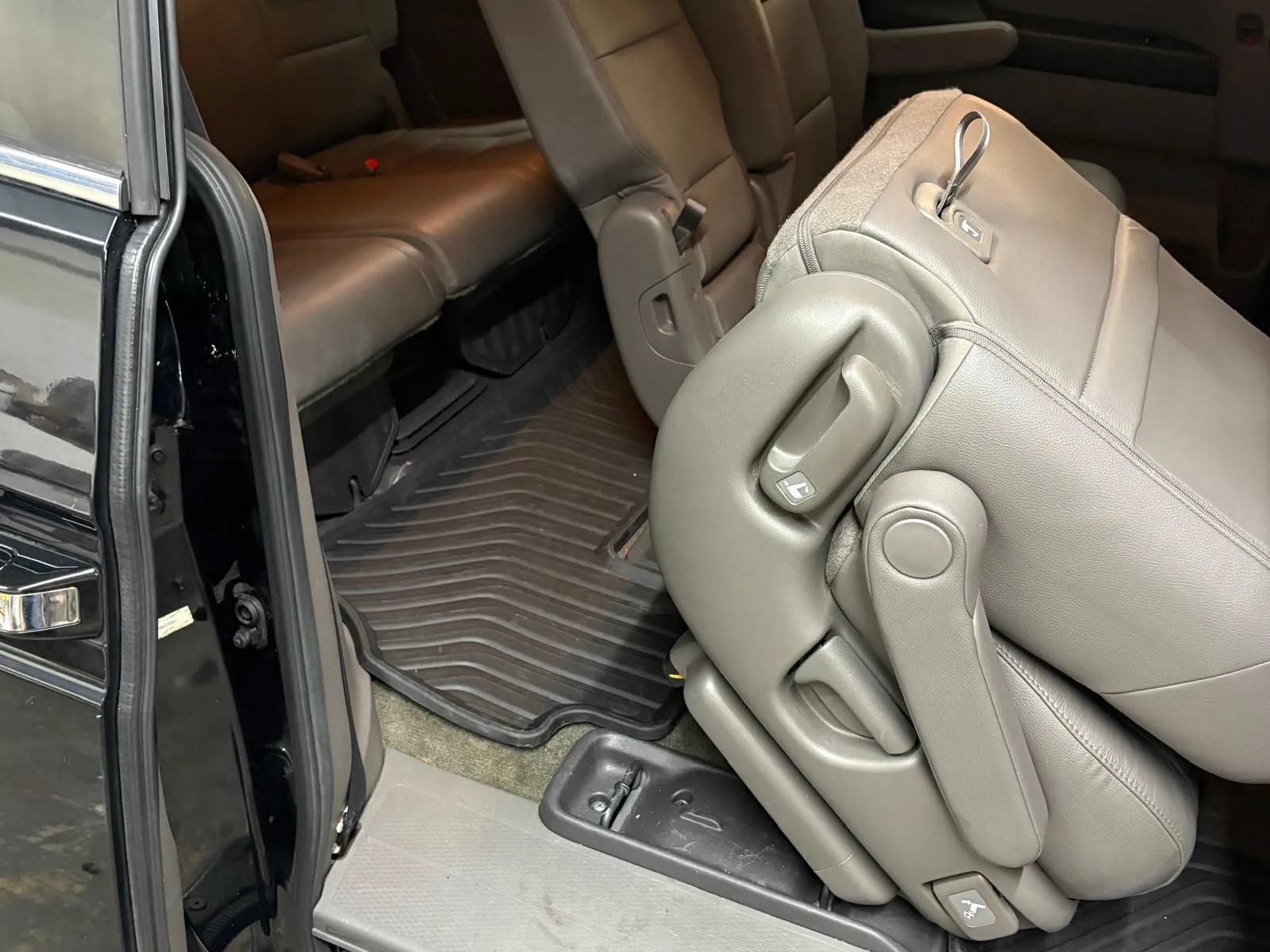 Used 2017 Honda Odyssey EX-L image 25