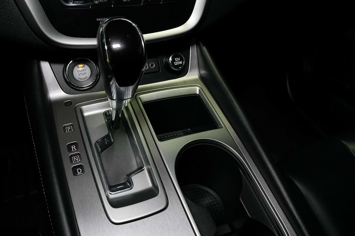Used 2024 Nissan Murano SV w/ SV Midnight Edition Package FWD image 16