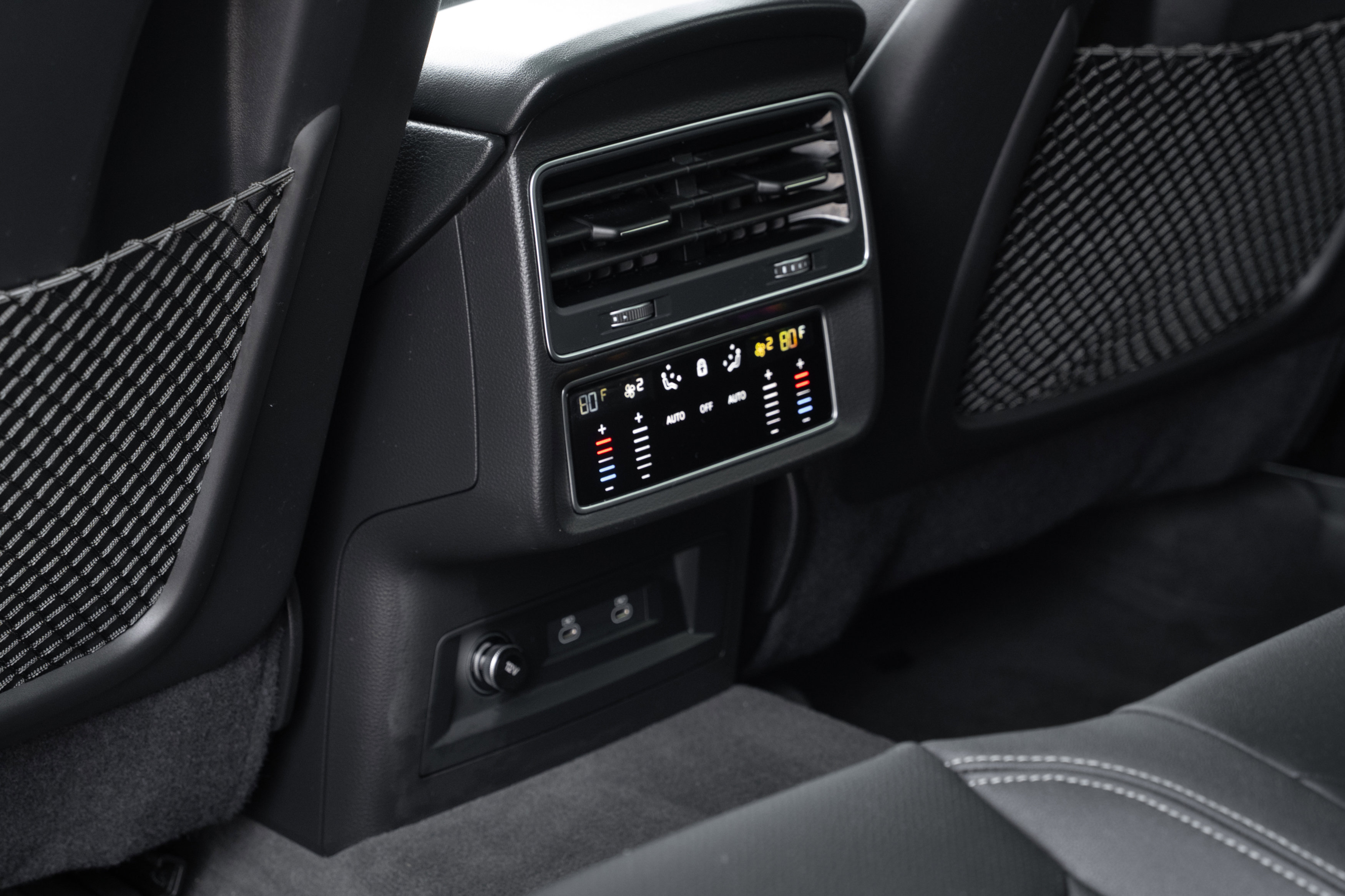 Certified 2022 Audi Q8 Premium Plus w/ Premium Plus Package image 29