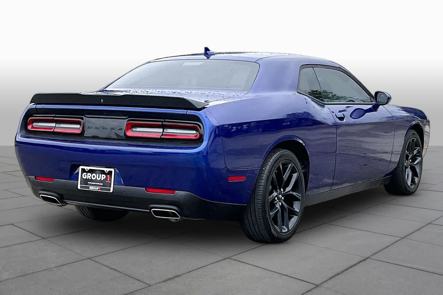 Used 2022 Dodge Challenger SXT w/ Plus Package RWD image 11