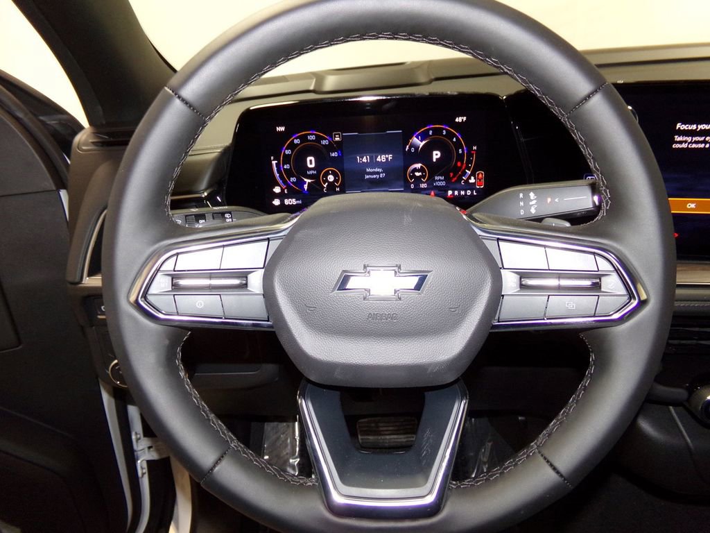 New 2025 Chevrolet Suburban LS image 19