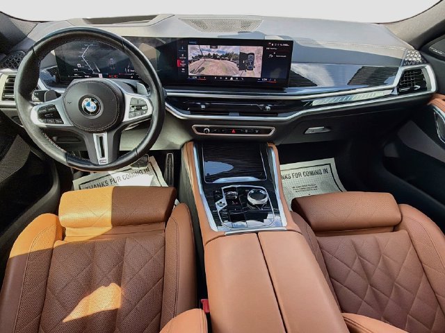 Used 2025 BMW X6 M60i AWD/4WD image 16