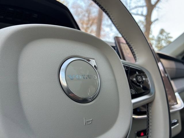 New 2026 Volvo XC90 B6 Ultra w/ Protection Package image 31
