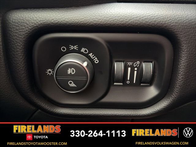Used 2024 RAM 3500 Laramie w/ Night Edition image 32