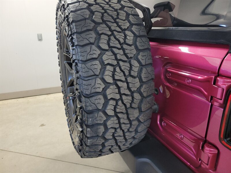 Used 2024 Jeep Wrangler Unlimited Sport AWD/4WD image 18