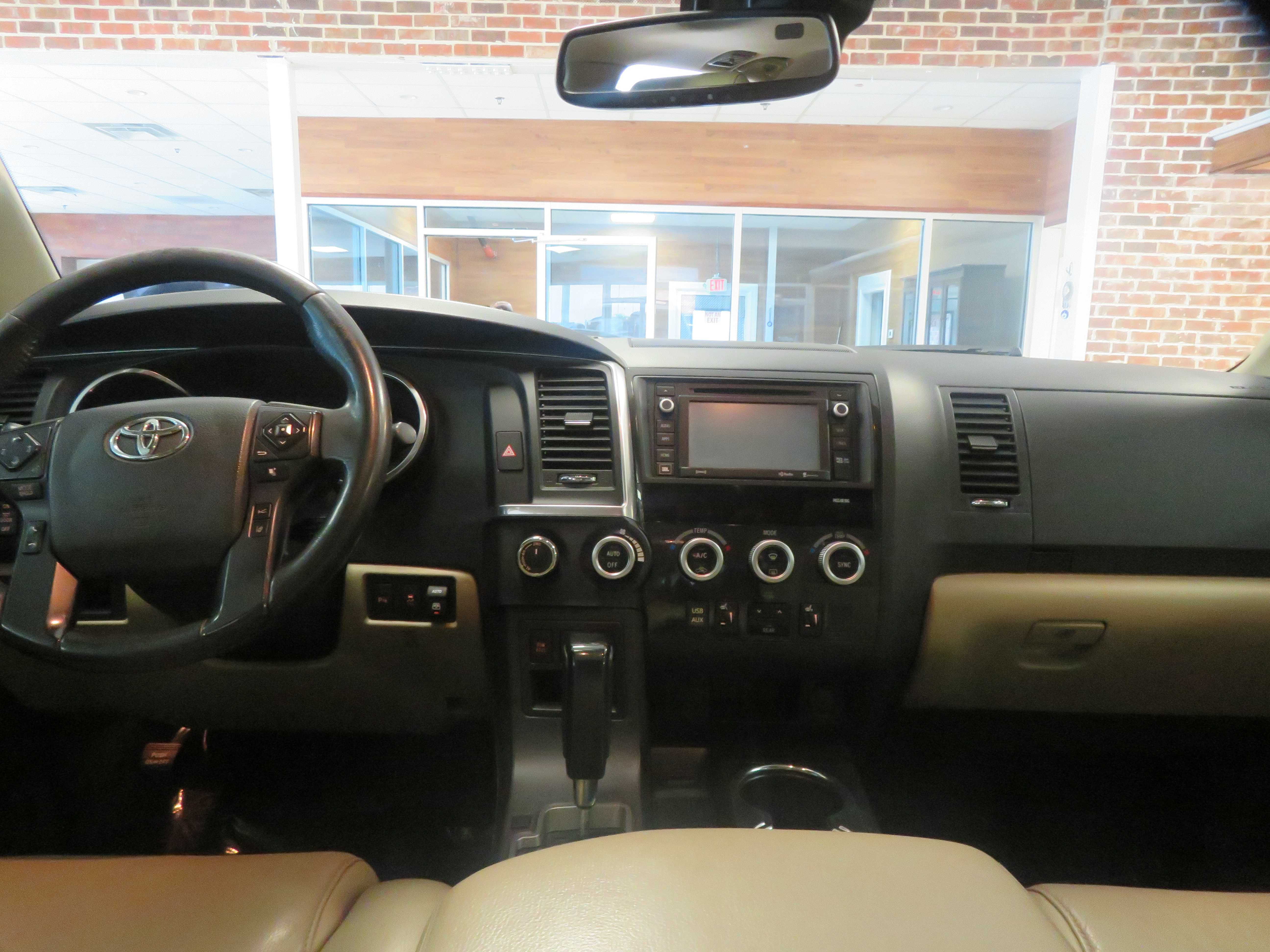 Used 2018 Toyota Sequoia Limited w/ Safety & Convenience Package AWD/4WD image 53