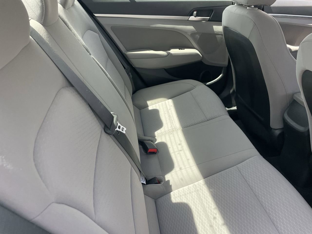 Used 2020 Hyundai Elantra SEL FWD image 12