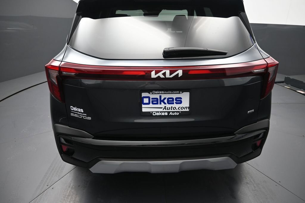 Certified 2025 Kia Seltos EX w/ EX Sunroof Package AWD/4WD image 34