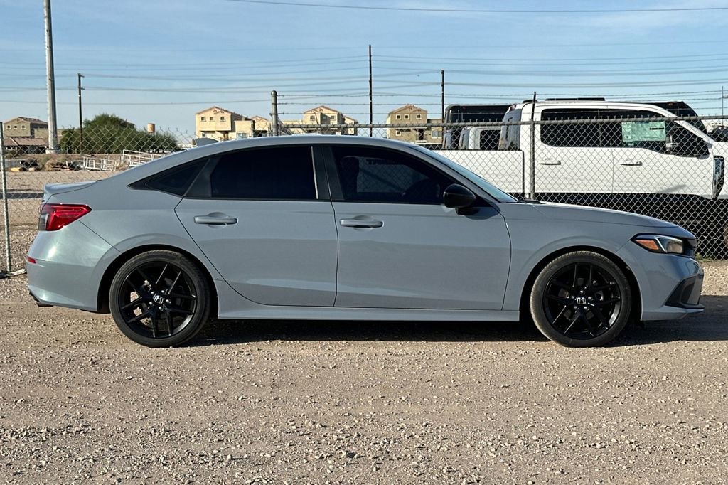 Used 2022 Honda Civic Sport image 3