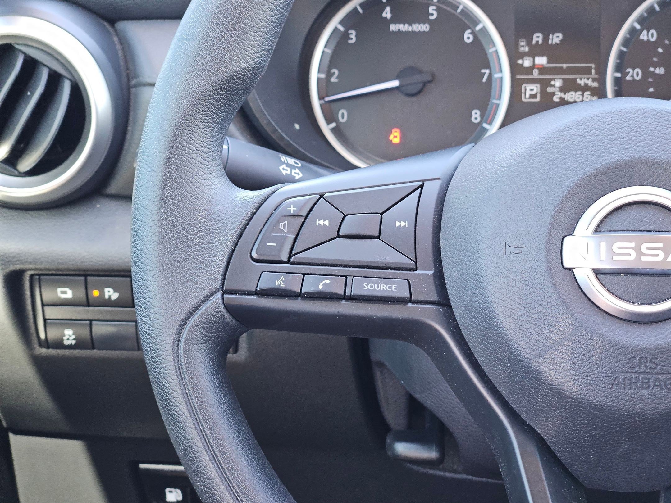 Used 2025 Nissan Versa S w/ S Plus Package image 21