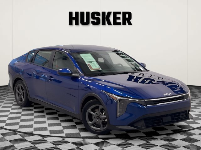 Used 2025 Kia K4 FWD image 1