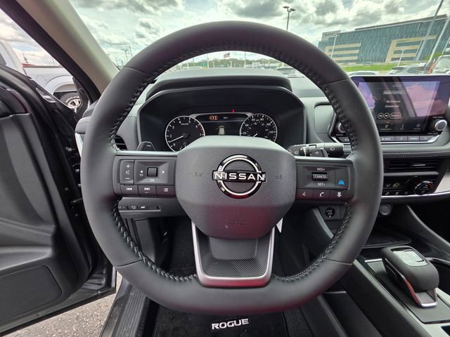 New 2026 Nissan Rogue SV AWD/4WD image 14