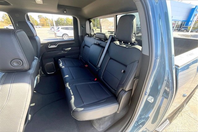 New 2026 GMC Sierra 2500 Denali w/ Denali Reserve Package image 10