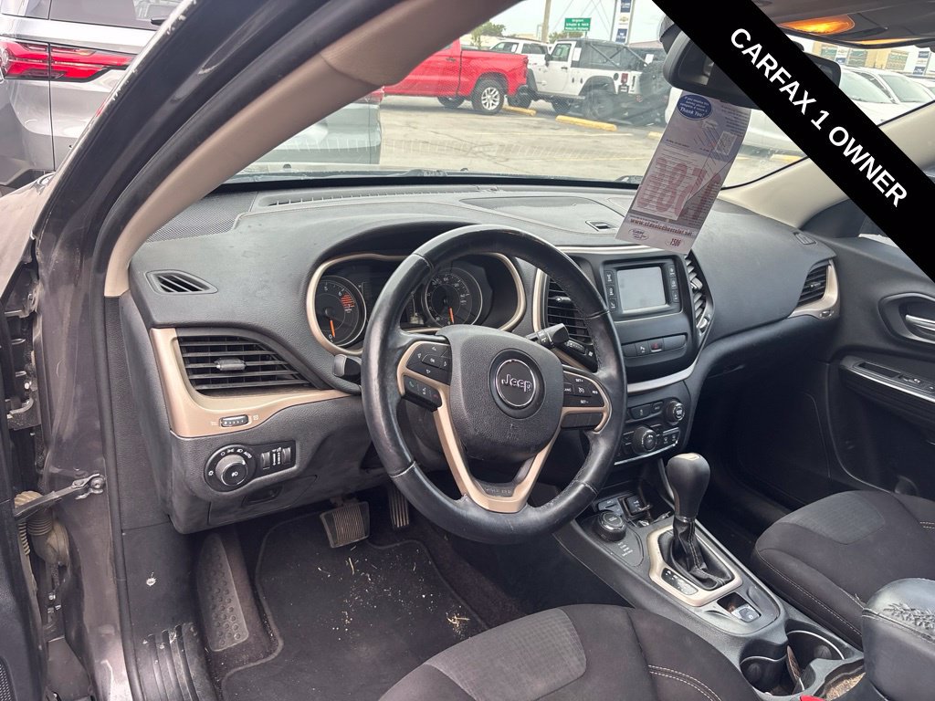 Used 2016 Jeep Cherokee Latitude w/ Safety/Convenience Group AWD/4WD image 15
