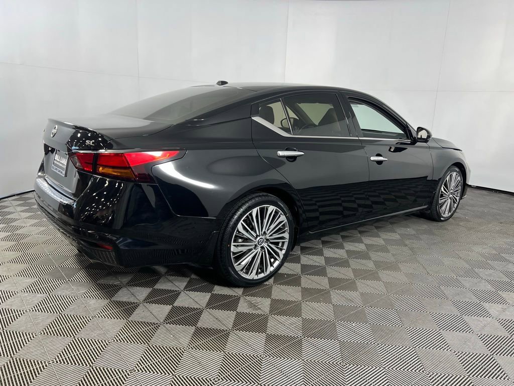 Used 2023 Nissan Altima 2.5 SL image 7