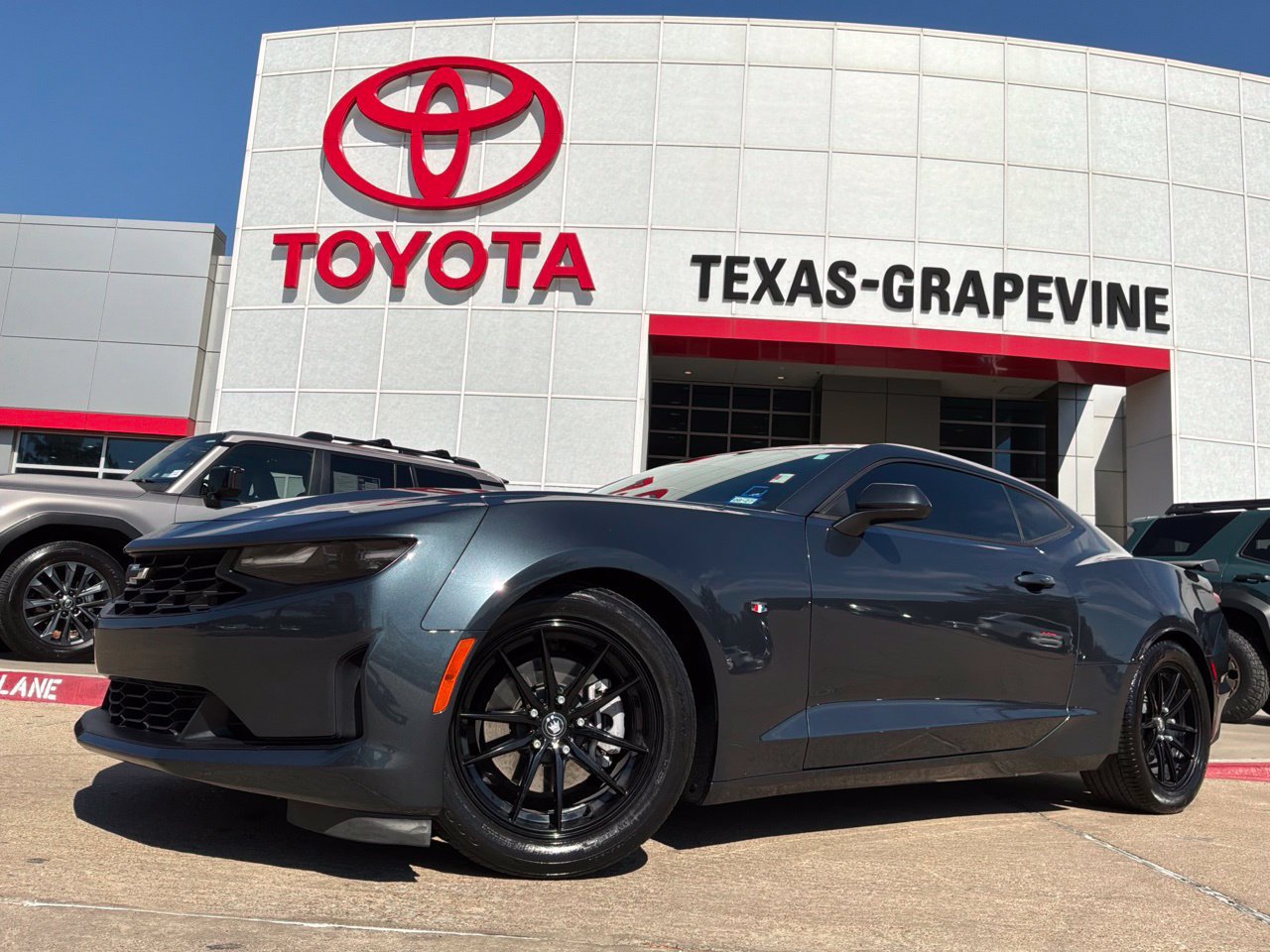 Used 2023 Chevrolet Camaro LT RWD image 2