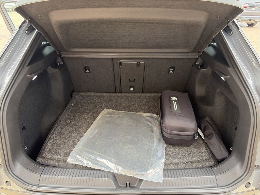 Certified 2023 Volkswagen ID.4 Pro S image 14