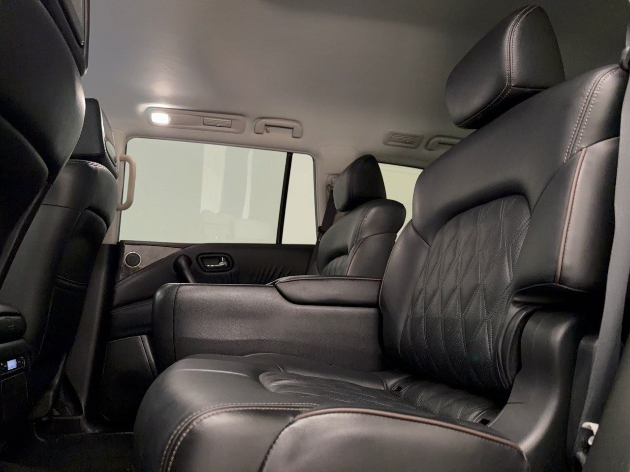 Used 2021 Nissan Armada Platinum w/ Captain's Chairs Package RWD image 25