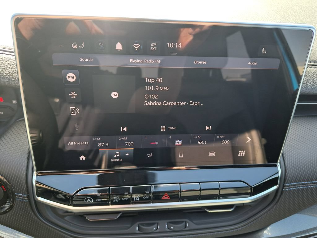 New 2026 Jeep Compass Latitude AWD/4WD image 13