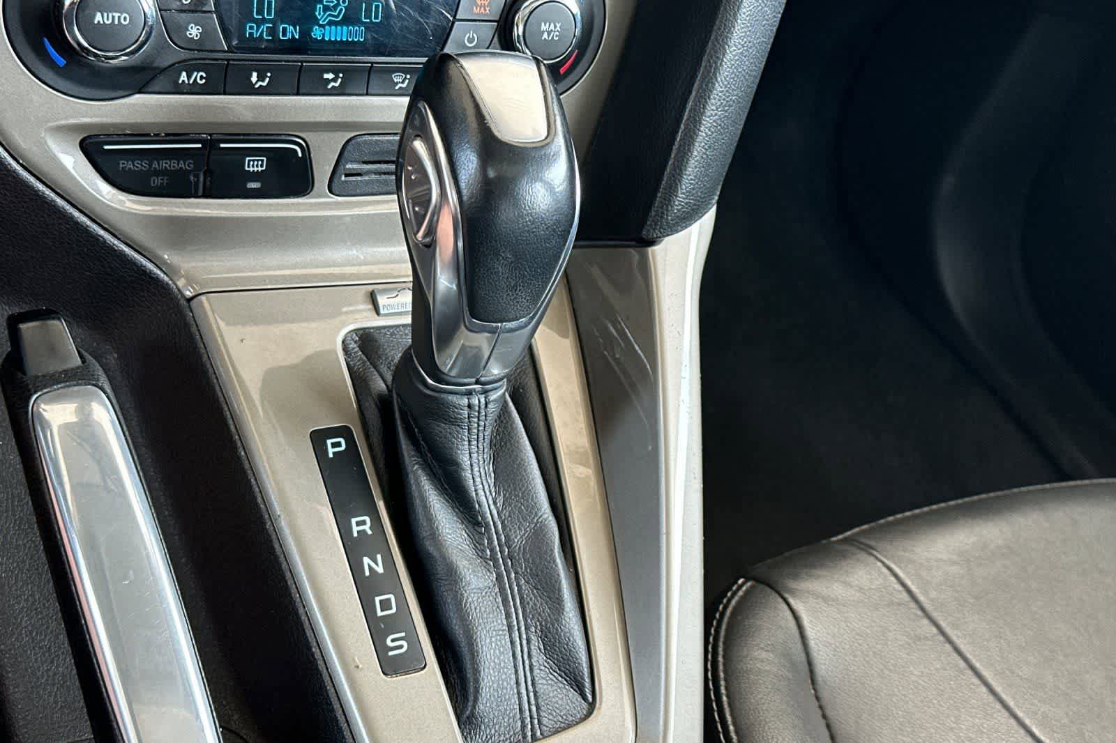 Used 2012 Ford Focus SEL FWD image 21