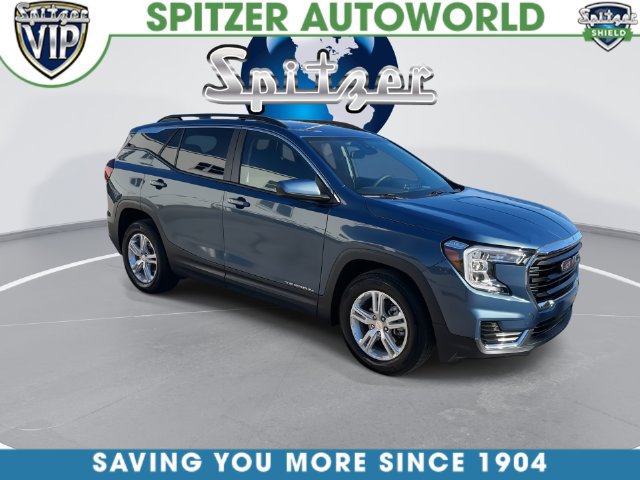 Certified 2024 GMC Terrain SLE w/ Driver Convenience Package FWD image 3