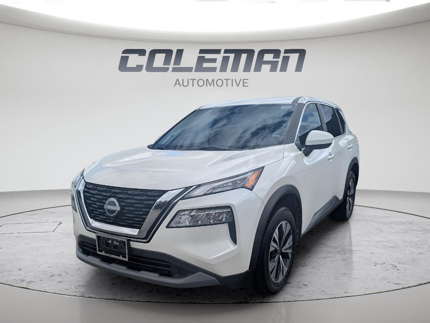 Used 2023 Nissan Rogue SV AWD/4WD image 1