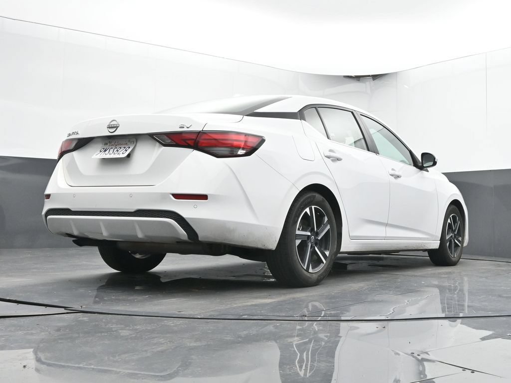 Used 2024 Nissan Sentra SV FWD image 22