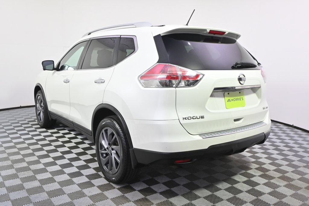 Used 2016 Nissan Rogue SL w/ SL Premium Package AWD/4WD image 4
