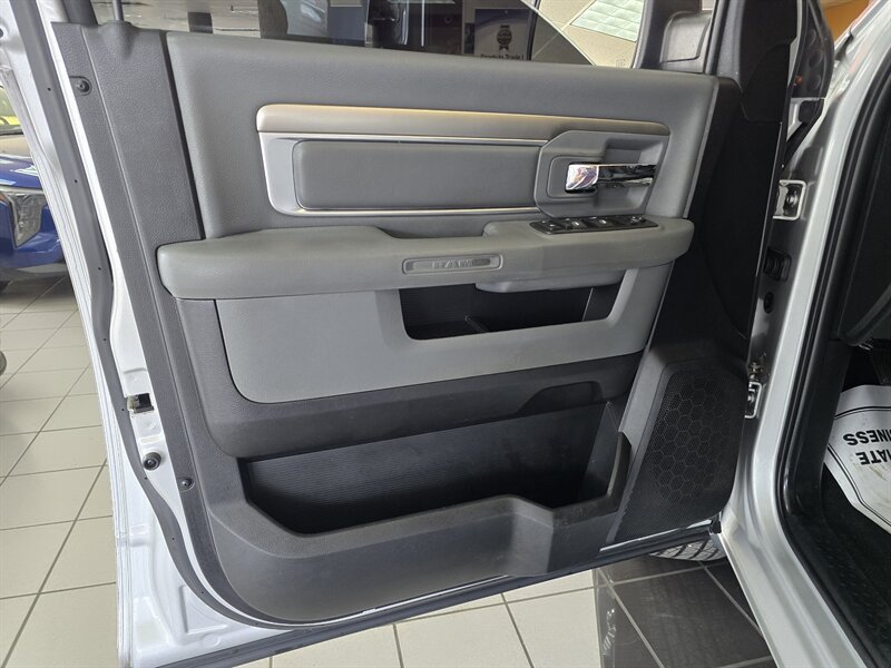 Used 2016 RAM 1500 Big Horn AWD/4WD image 8